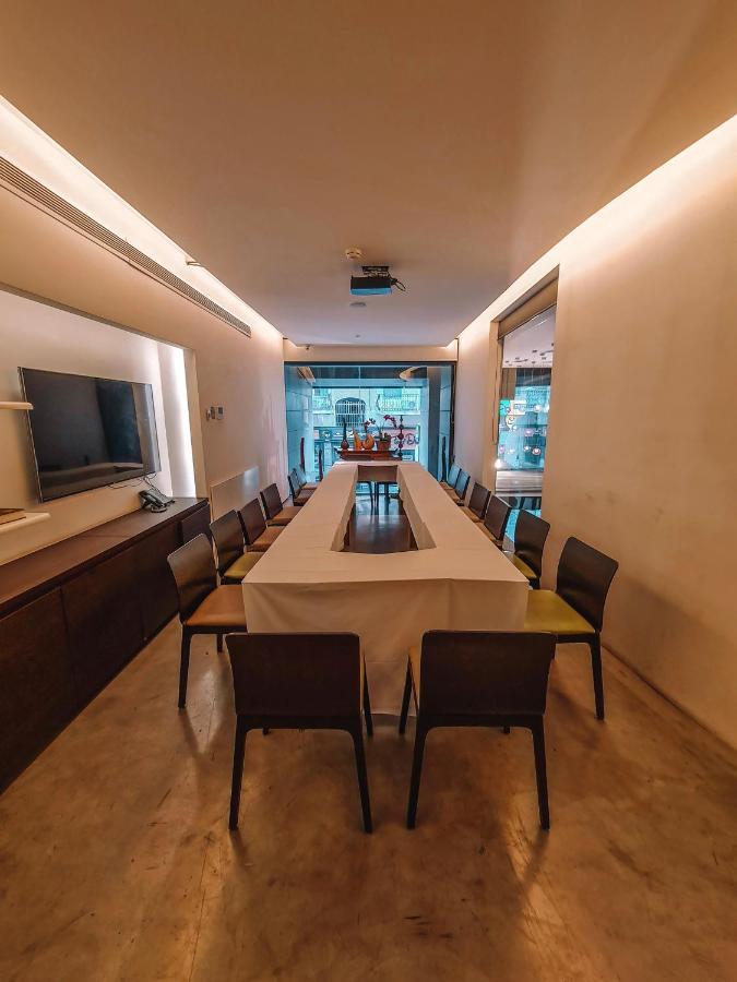 Three O Nine Hotel Beirut Ngoại thất bức ảnh